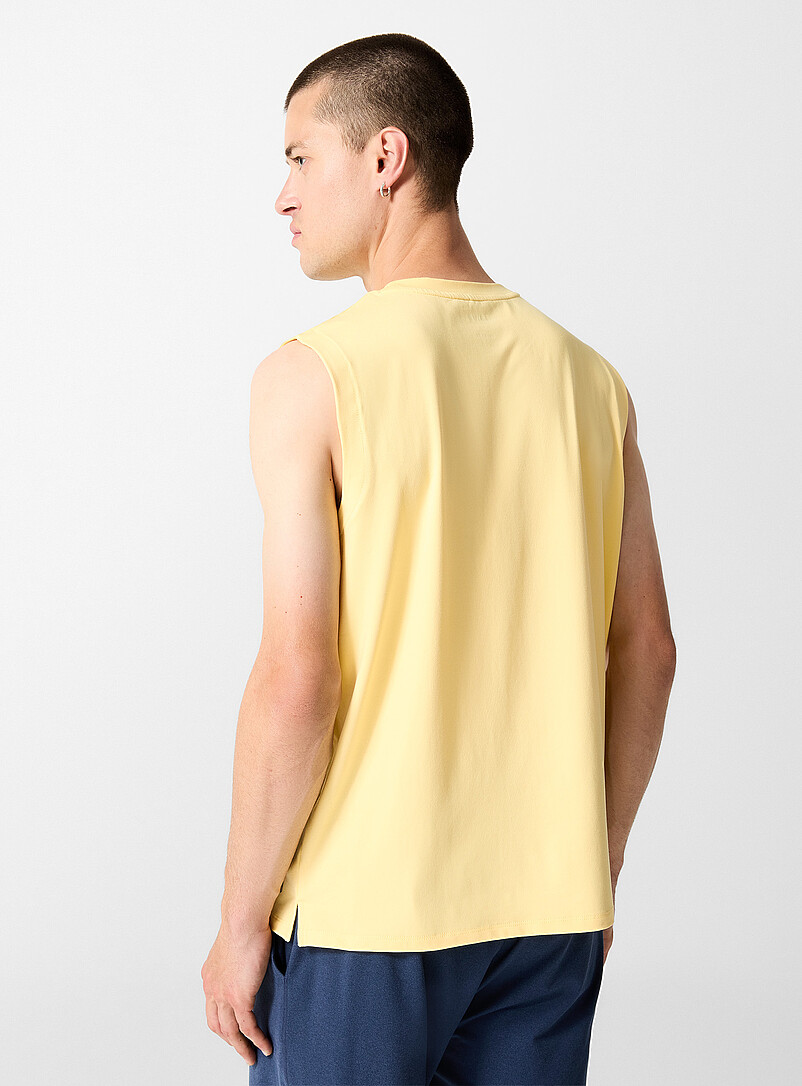 Ultra-soft muscle tee | I.FIV5 | Tank Tops for Men | Simons