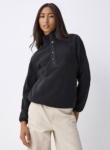 Twik Black Colour block polar fleece sweater for women