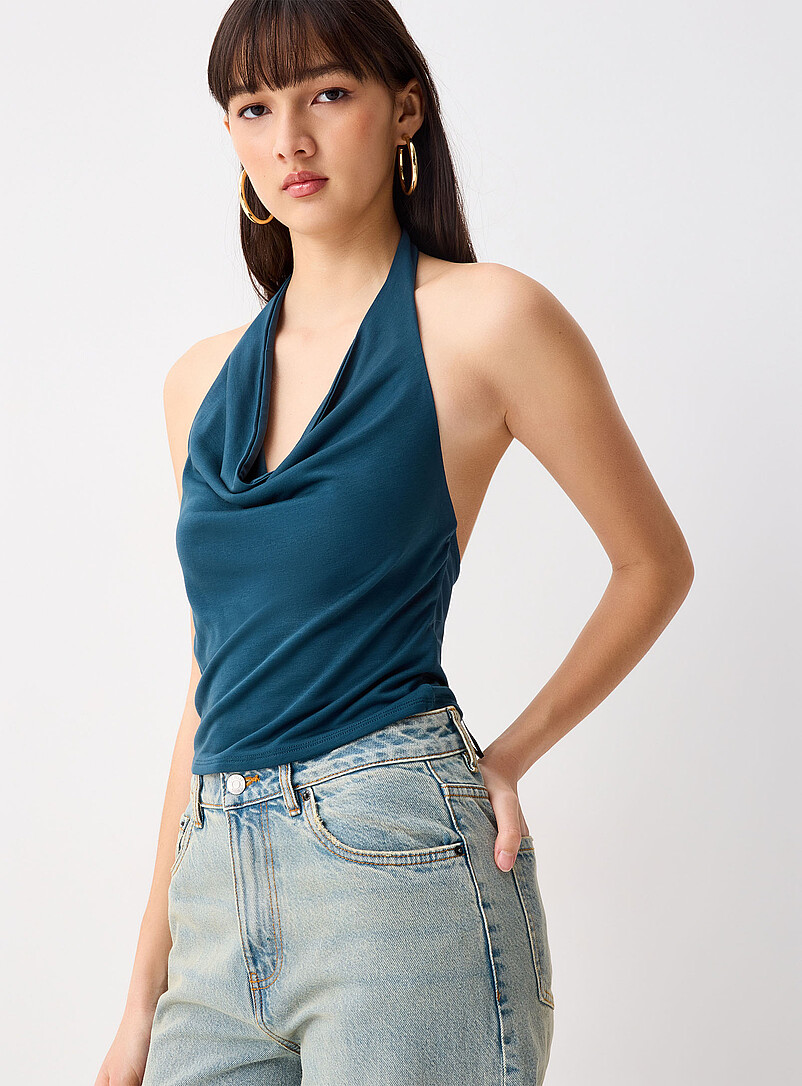 Twik: La camisole licou col drap&eacute; Rouge framboise - Cerise pour femme