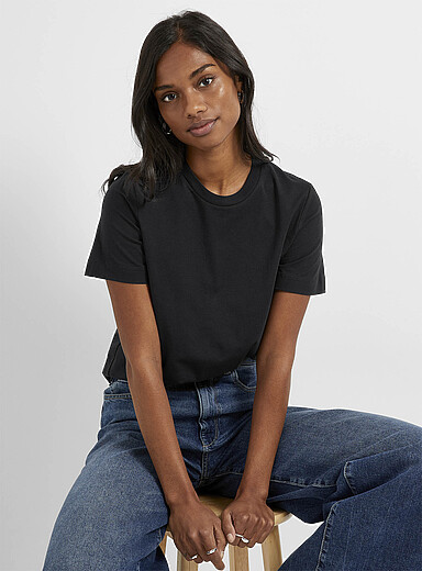 Contemporaine: Le t-shirt col rond coton bio Noir pour femme