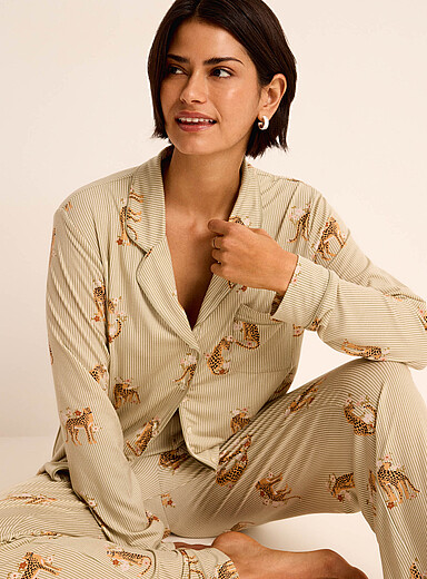 Flowy piped pyjama set