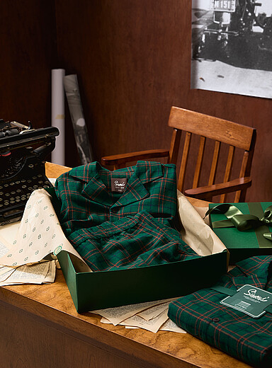 Simons: L'ensemble pyjama flanelle tartan 1840 <b>Collection Notre histoire en h&eacute;ritage</b> Unisexe Vert &agrave; motifs pour femme