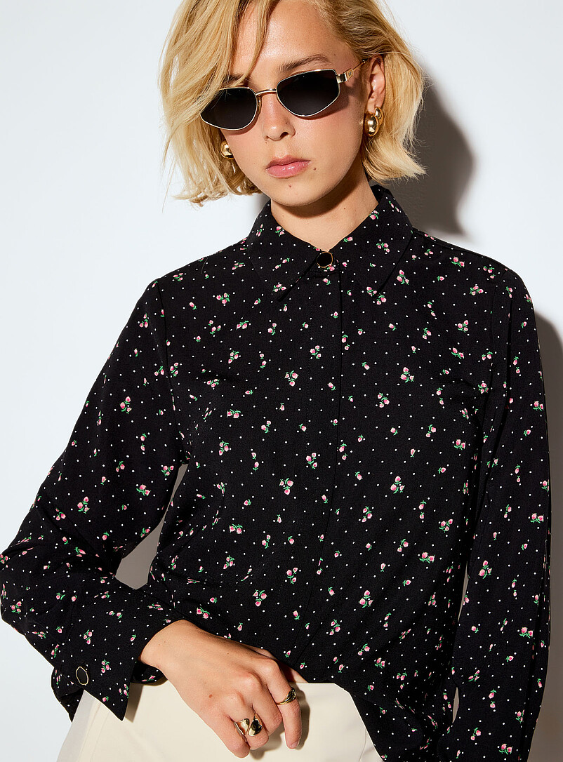 Ic&ocirc;ne: La blouse fluide imprim&eacute;e boutons bijoux Rose &agrave; motif pour femme