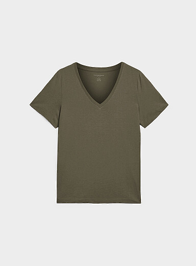 100% organic cotton V-neck T-shirt