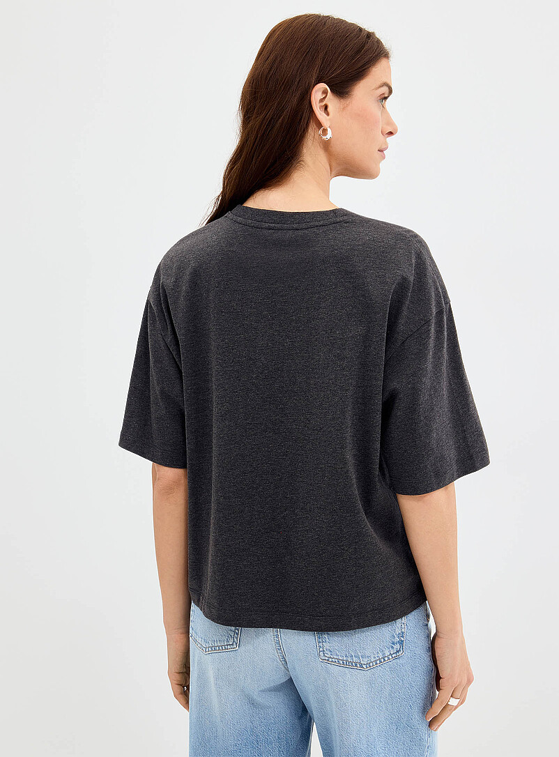 Contemporaine: Le t-shirt carr&eacute; uni coton bio Ocre jaune pour femme