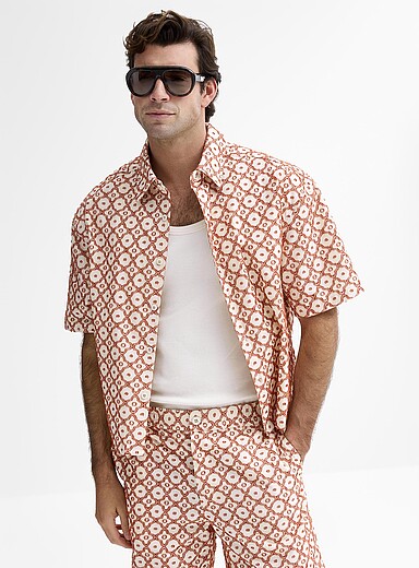 Simple flower embossed jacquard shirt <b>Boxy fit</b>