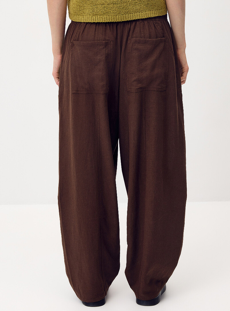 Twik Black Linen-blend barrel-leg pant for women
