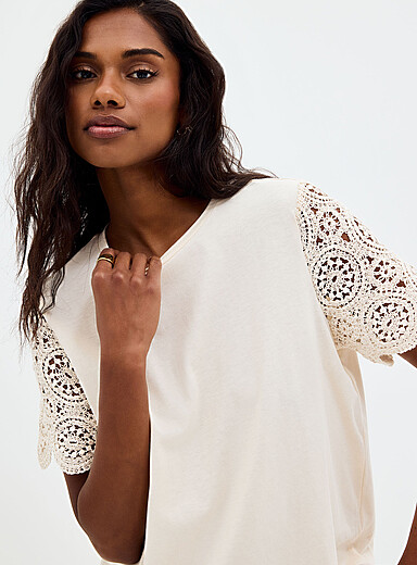 Le t-shirt manches crochet coton bio