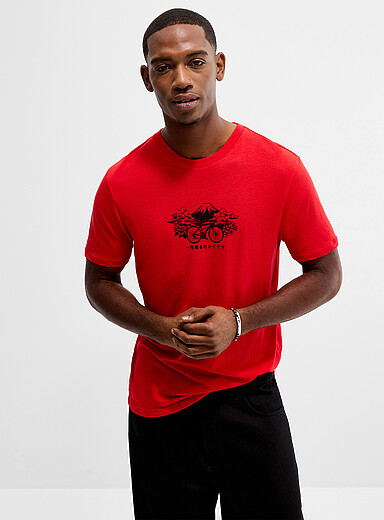 Le t-shirt v&eacute;lo <b>Coupe standard</b>