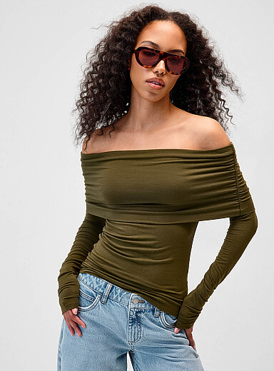 Le t-shirt large col Marilyn