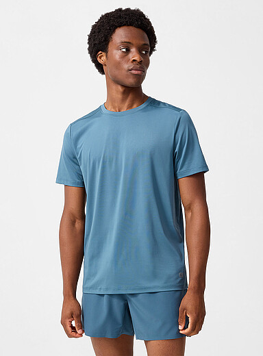 Fresh-feel perforated T-shirt