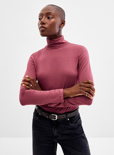 Contemporaine: Le t-shirt ultrafluide uni col roul&eacute; Rouge pour femme