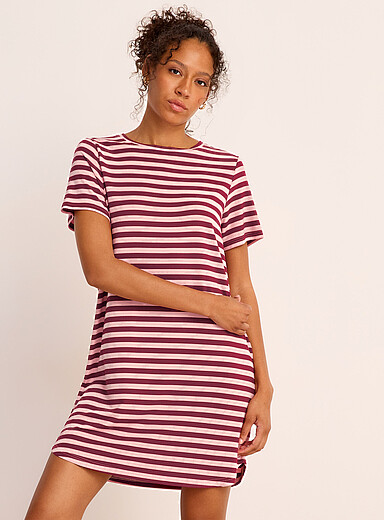 Miiyu: Le t-shirt de nuit fluide &agrave; motif Rouge &agrave; motifs pour femme