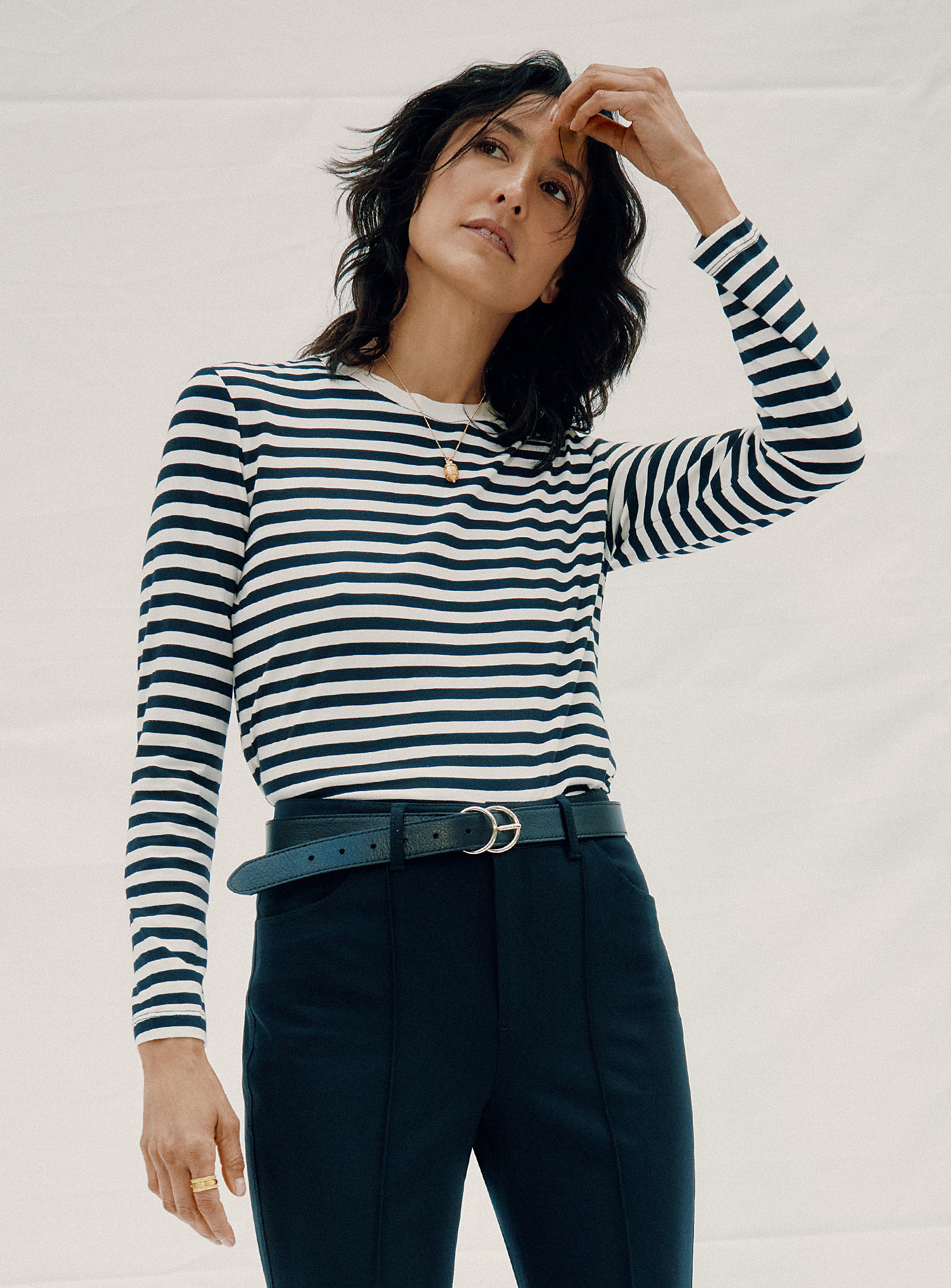 Contemporaine Contrasting Stripes T-shirt In Black And White