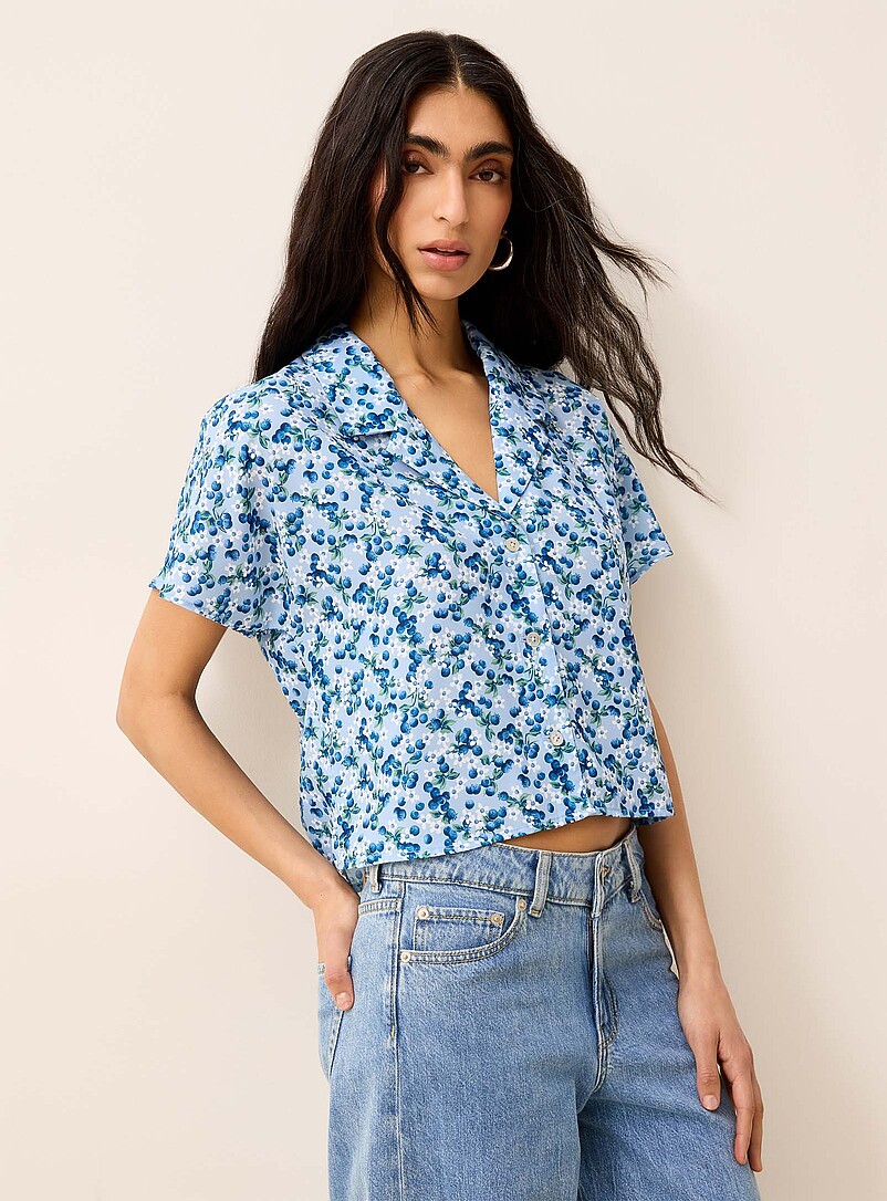 Notched Collar Boxy-Fit Blouse