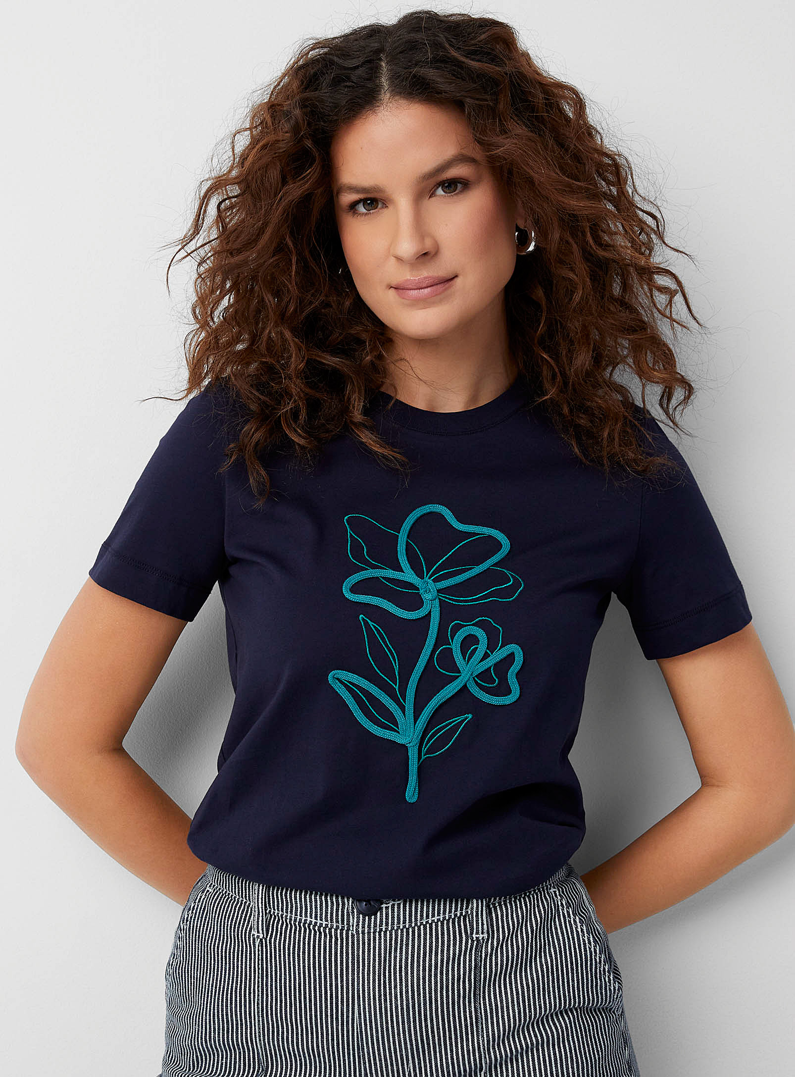 Contemporaine Blue Flower T-shirt In Patterned Blue