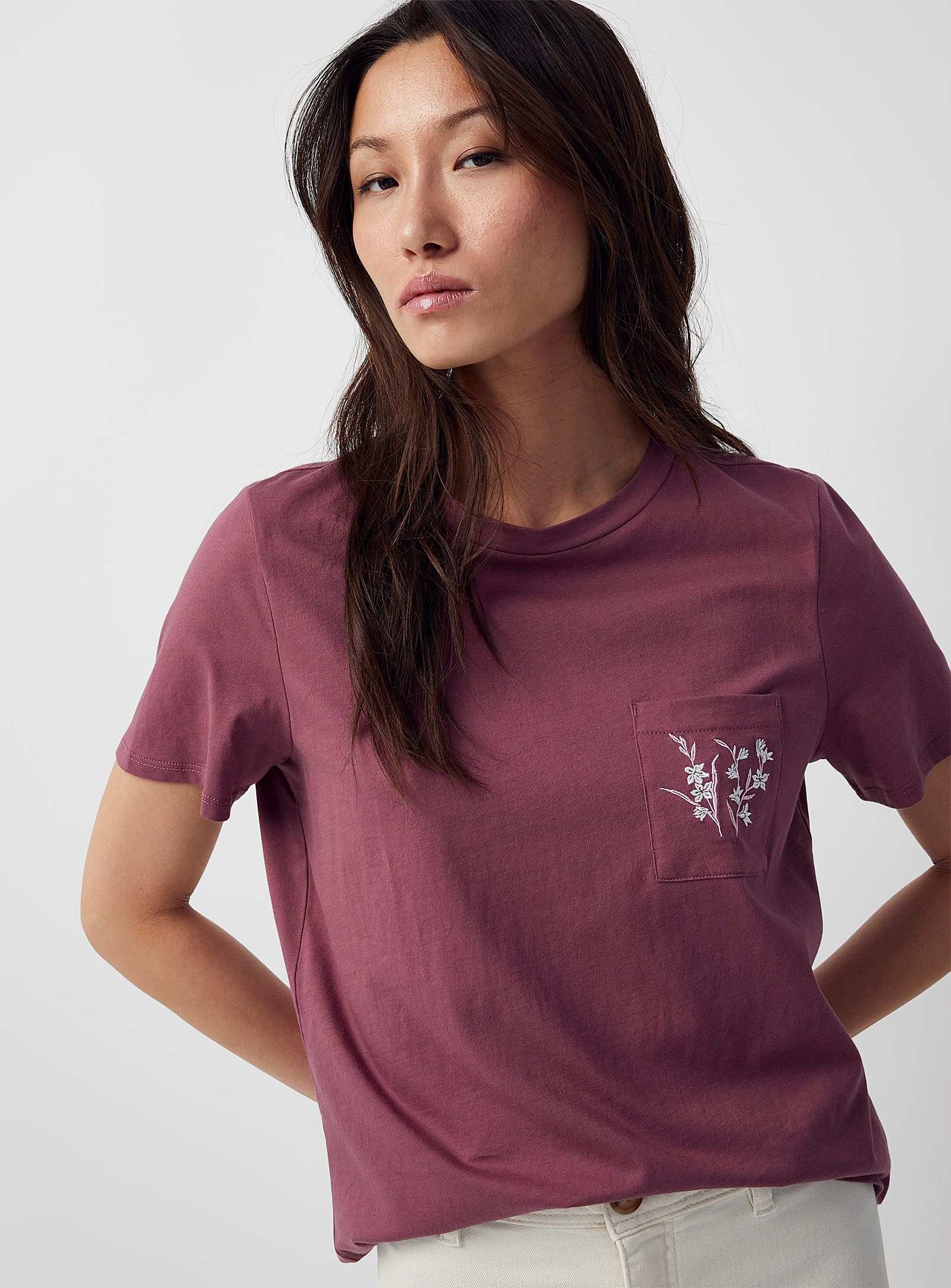 Contemporaine Floral Embroidery Pocket T-shirt In Patterned Crimson