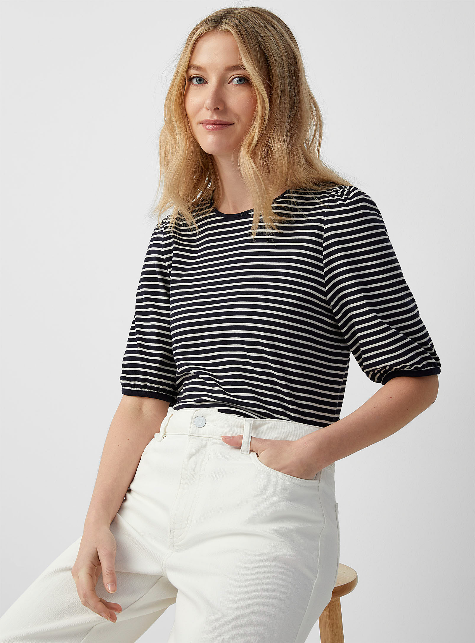 Contemporaine Puff-sleeve Striped T-shirt In Patterned Blue