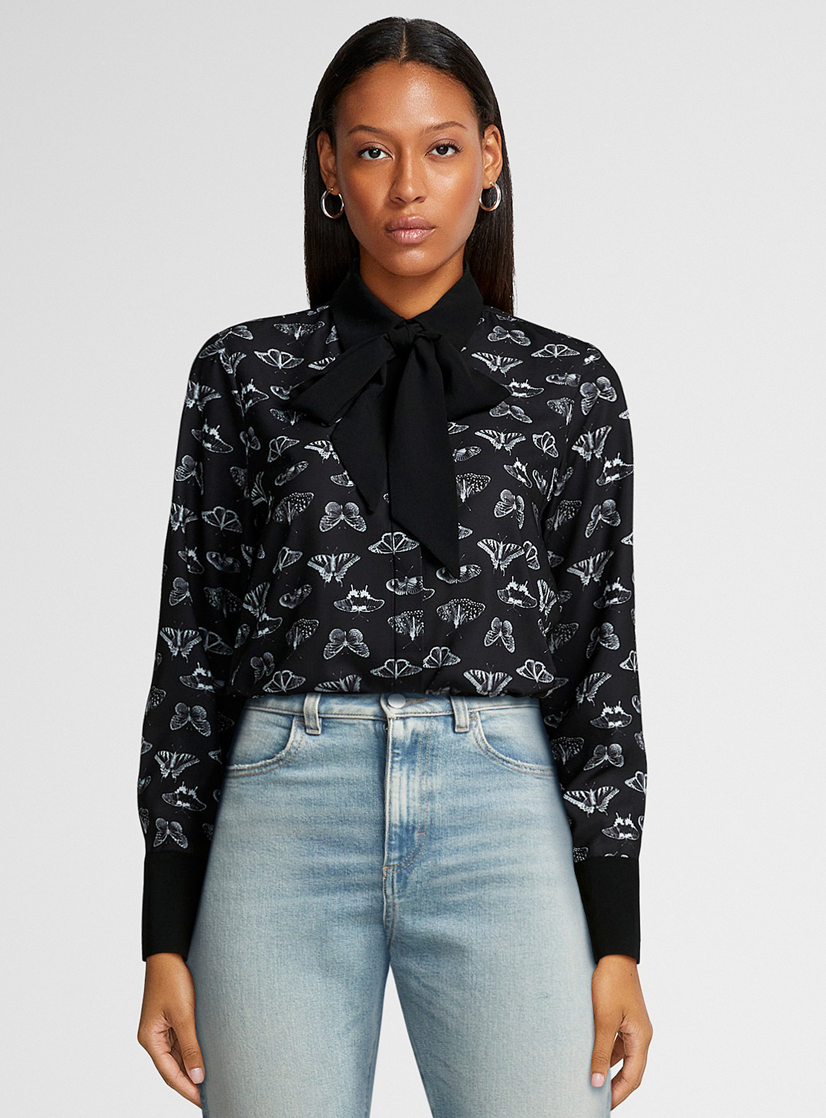 Icone Scarf Collar Printed Silky Shirt In Patterned Black