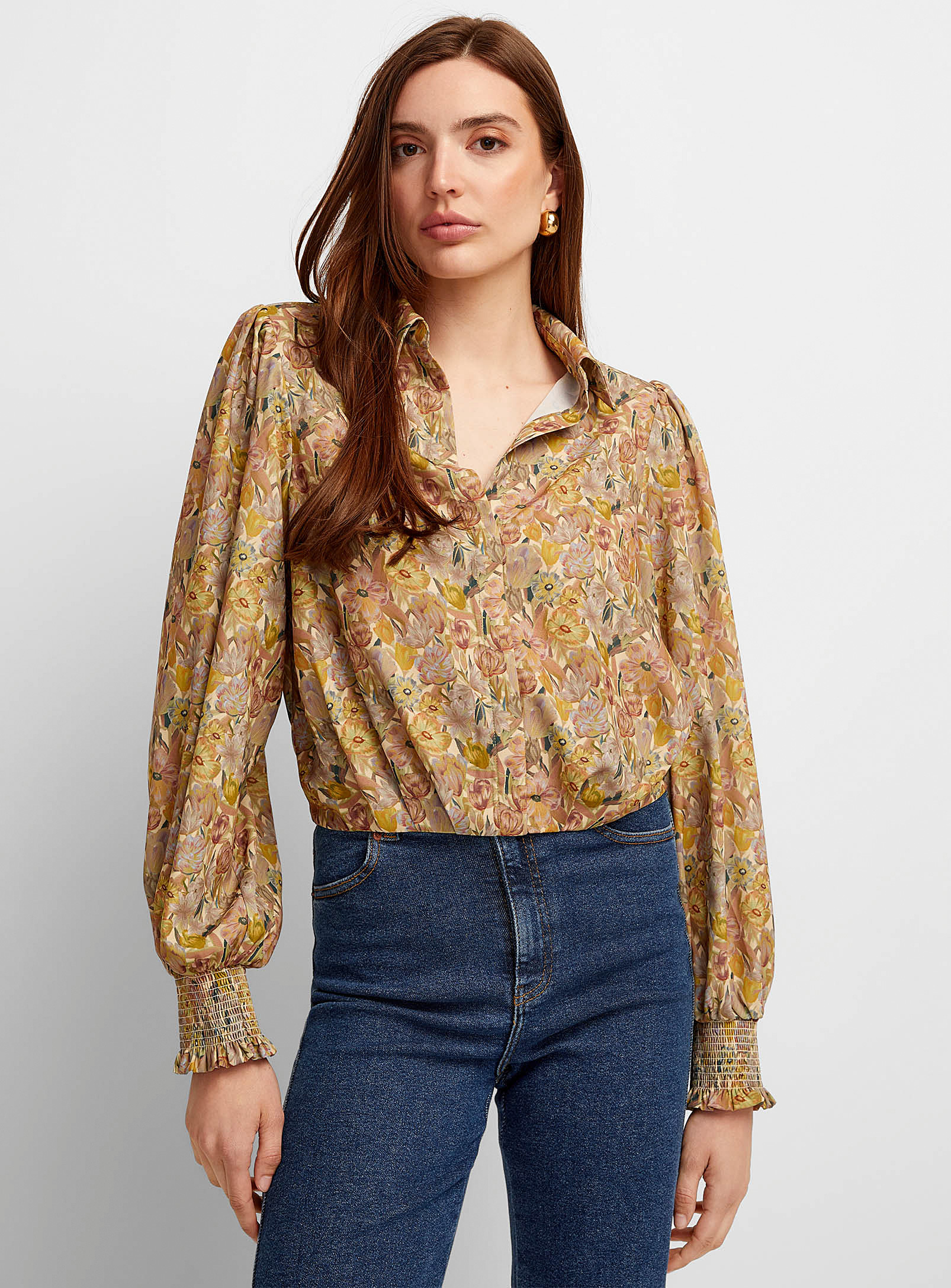 Icone Cropped Balloon Blouse In Patterned Yellow