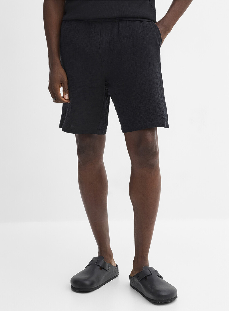 Crinkled cotton short Inseam: 8.5" (21 cm) product image 2