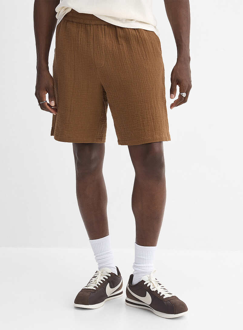 Crinkled cotton short Inseam: 8.5" (21 cm) product image 2