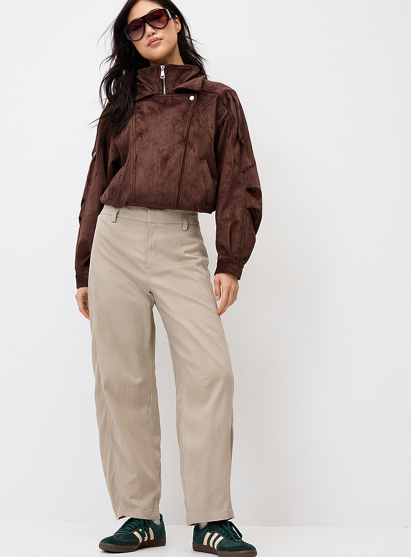 Linen-Blend Barrel-Leg Dress Pant