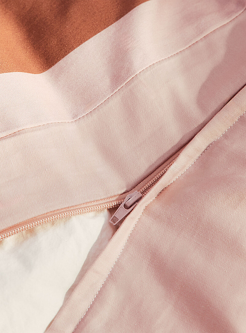 Simons Maison: L'ensemble housse rayures rugby rose argile Brun &agrave; motifs