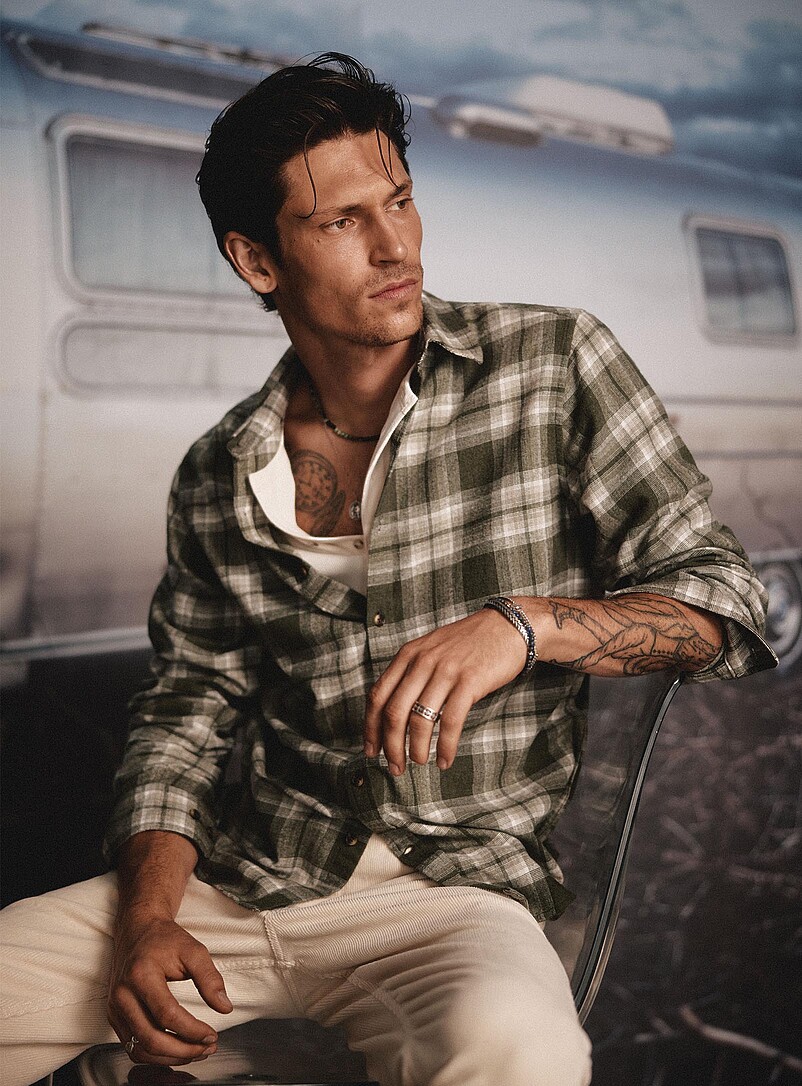 Faded plaid flannel shirt Modern fit product image (primary)