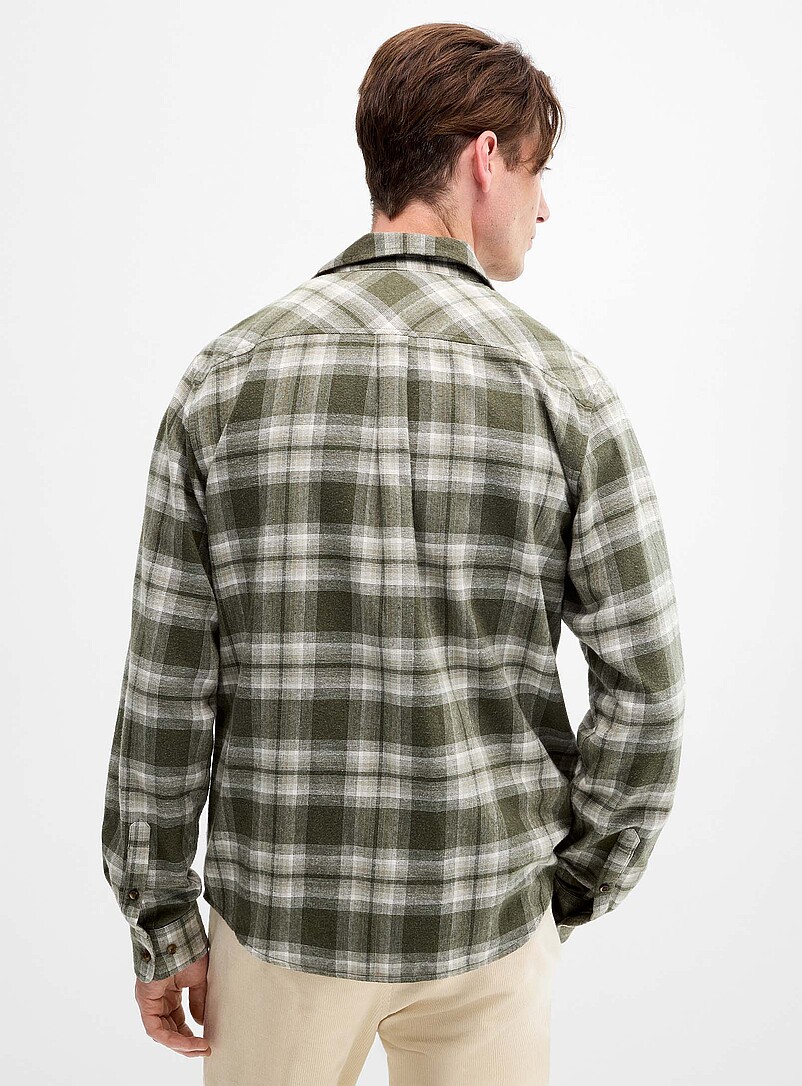 Faded plaid flannel shirt Modern fit product image 3