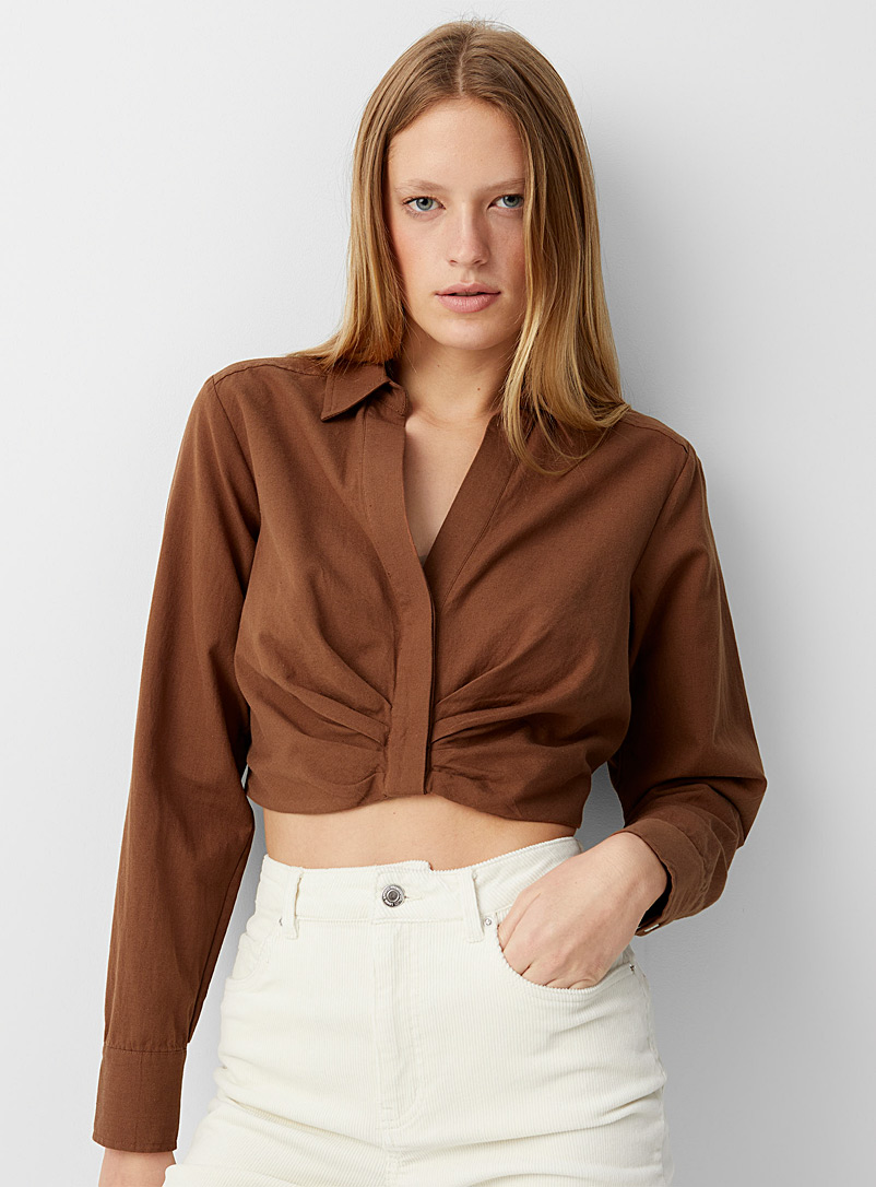 Icône Brown Johnny collar ruched blouse for women