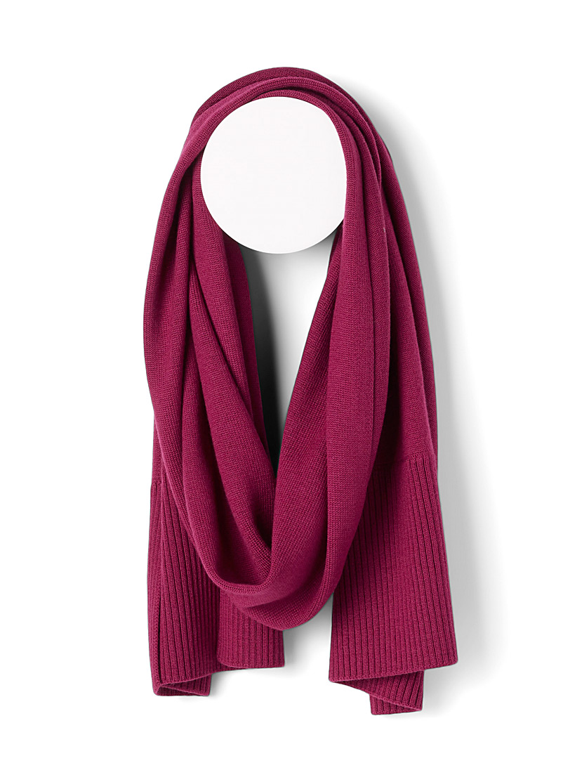 Simons Dusky Pink Responsible merino wool scarf for women