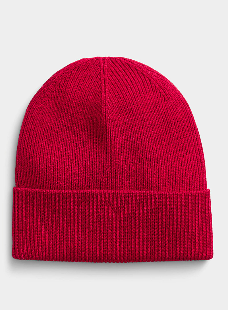 Simons Cherry Red Responsible merino wool tuque for women