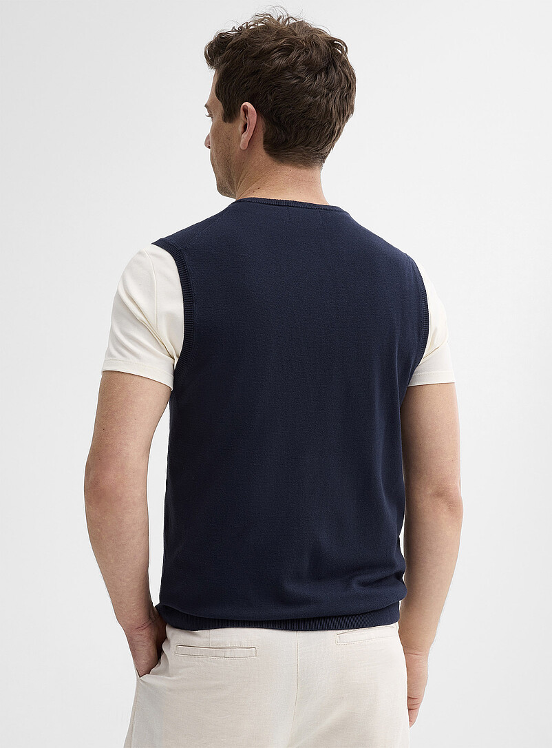 Le 31 Patterned Brown Soft knit vest for men