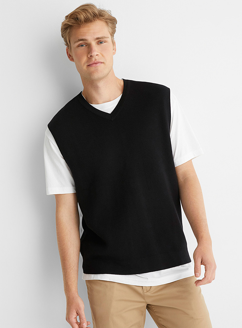 Le 31 Black Structured-knit minimalist sweater vest for men