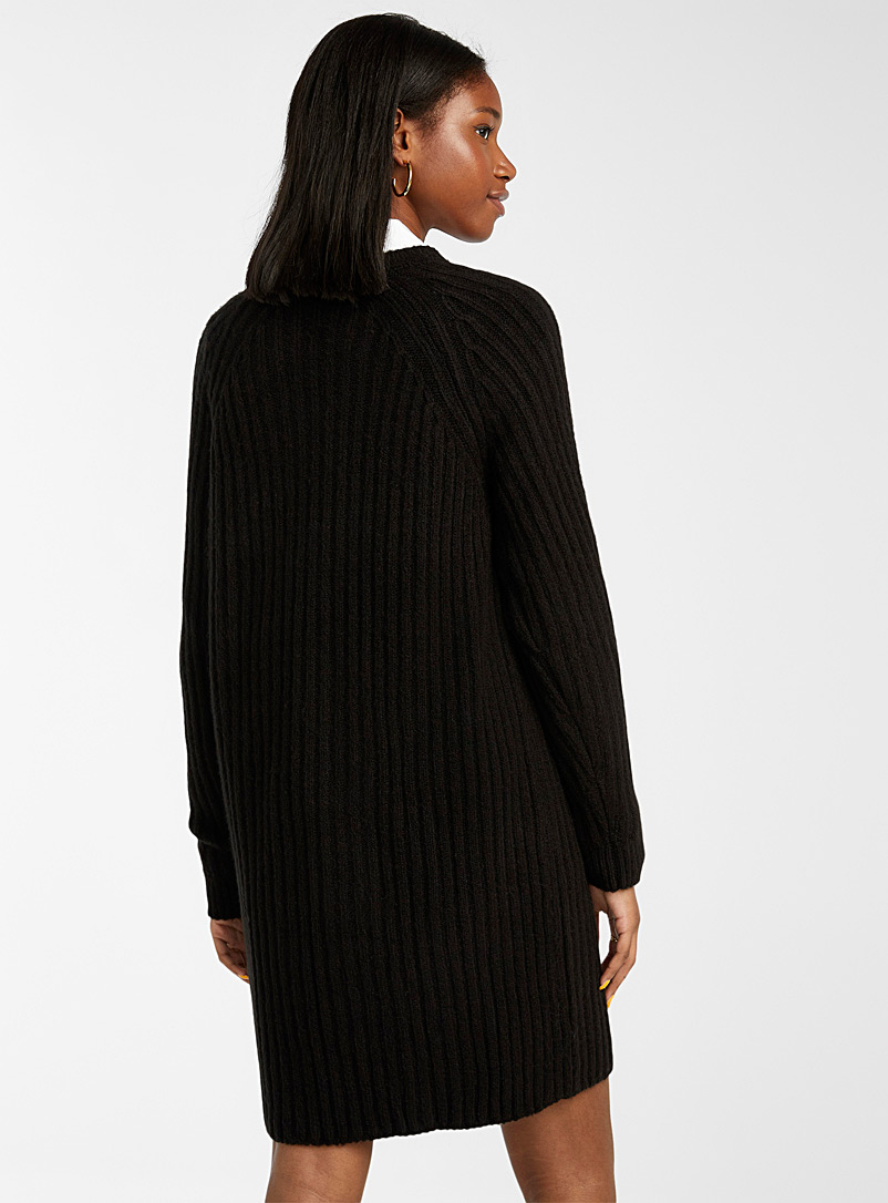 Twik: La robe droite tricot côtelé Noir pour femme