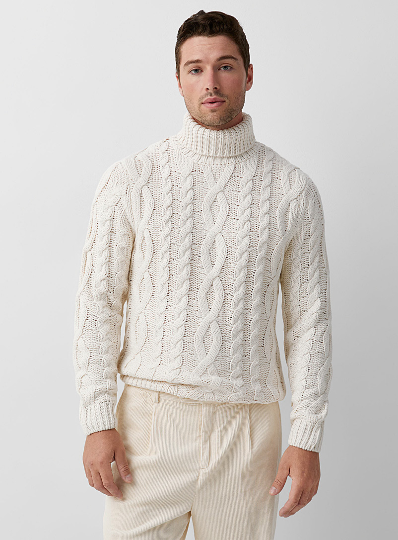 Le 31 Ivory White Monochrome cable knit turtleneck for men