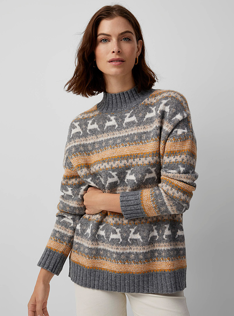 Contemporaine Patterned Grey Reindeer garland sweater for women