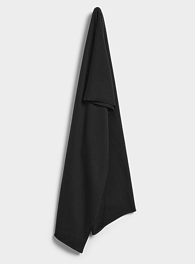 Simons Black Minimalist merino wool scarf <b>Responsible wool</b> for women