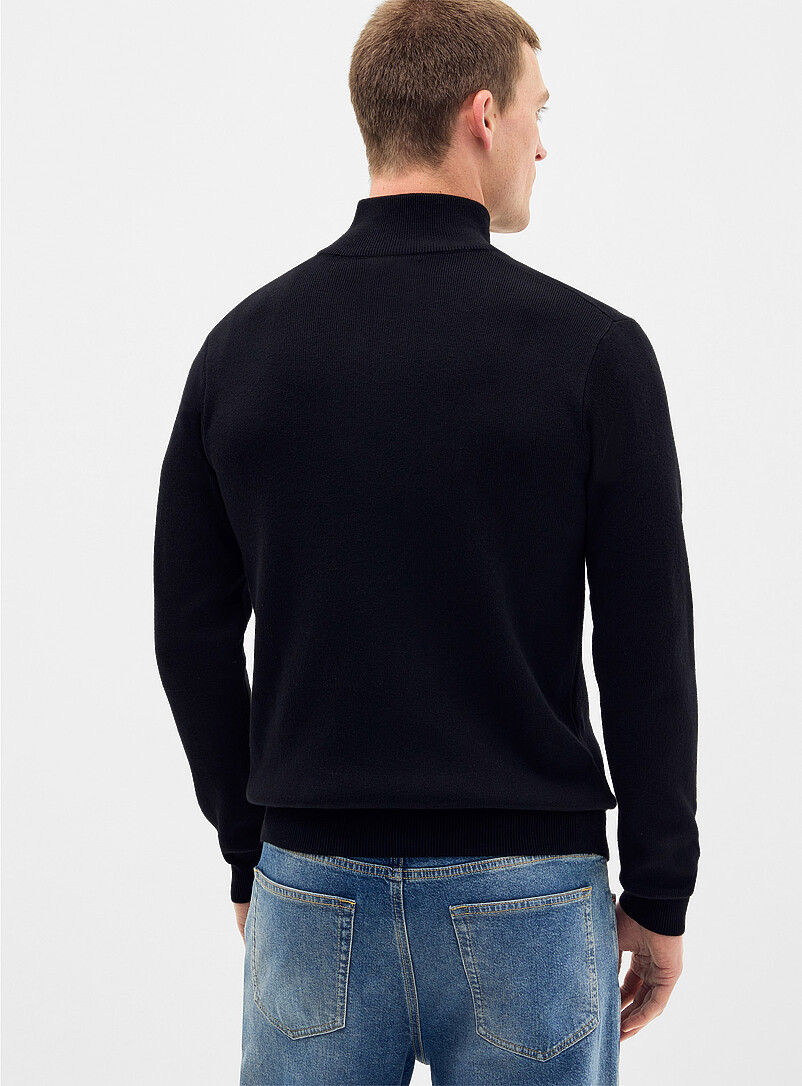 Zip-up mock-neck sweater | Le 31 | Men's Sweaters & Cardigans | Simons