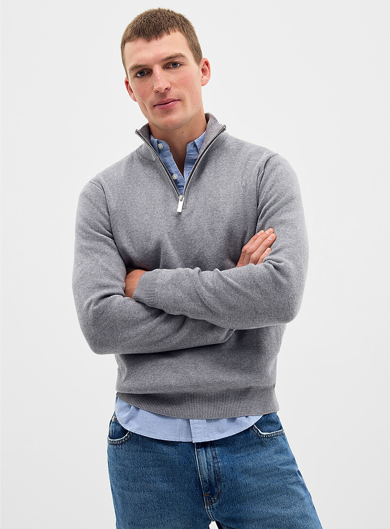 Zip-up mock-neck sweater | Le 31 | Men's Sweaters & Cardigans | Simons