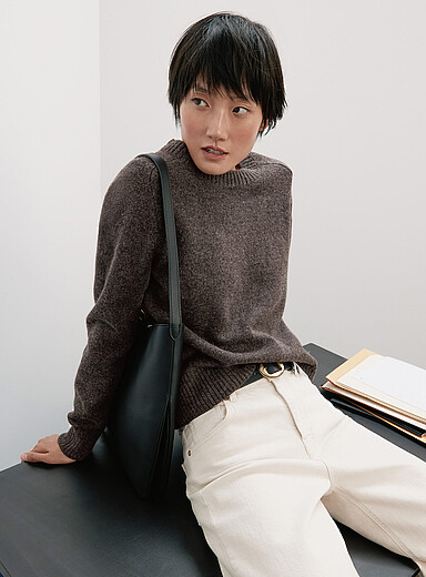 Solid essential boxy sweater