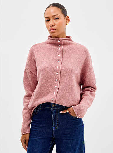 Le cardigan duveteux col chemin&eacute;e
