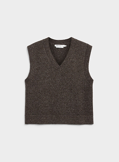 Loose fluffy V-neck sweater vest