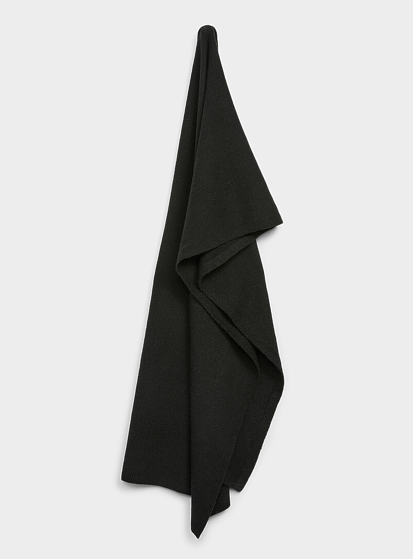 Fine ribbed trim minimalist scarf product image (primary)
