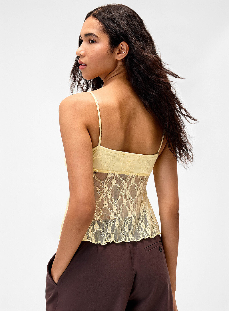 Twik: La camisole badydoll courte dentelle ouverture avant Rose pour femme