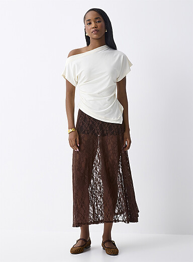 Floral lace flared skirt
