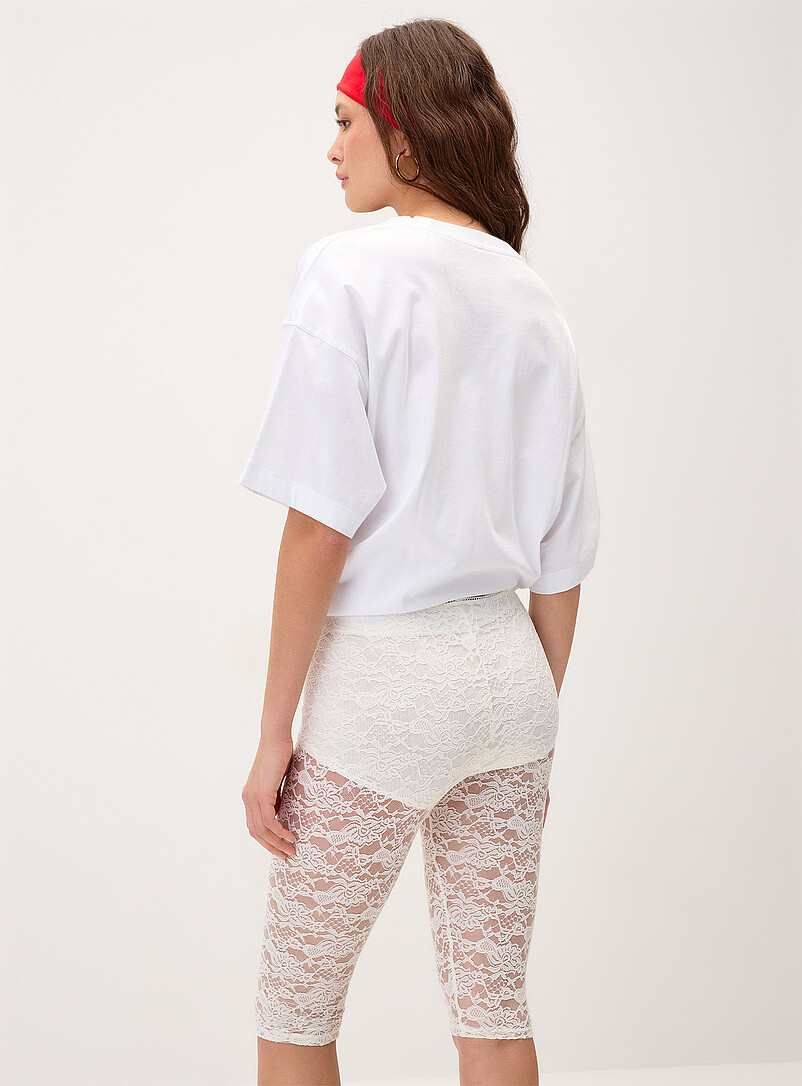 Twik White Lace capri for women