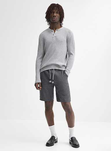 Le bermuda tricot effet pied-de-poule