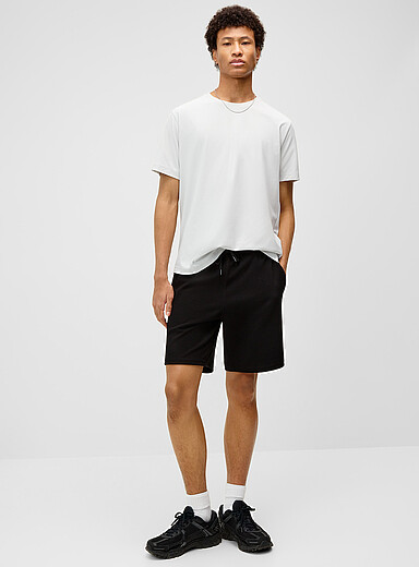 Projek Raw: Le short microgaufr&eacute; Longueur : 8 po Noir pour homme